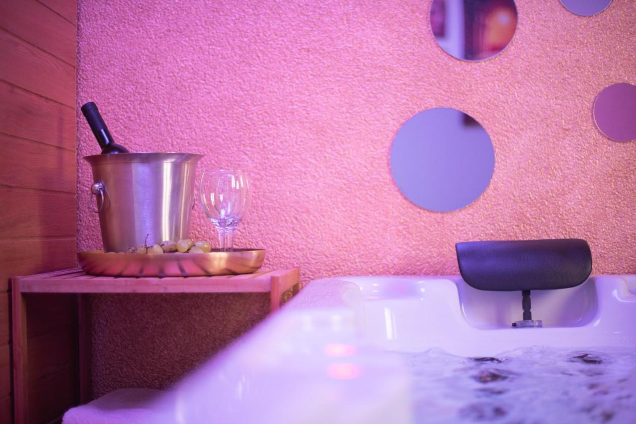 Wellness Studio D'Or - Exclusive New Apartment With Whirlpool, Sauna, Sunny Terrace, Private Parking Πόρετς Εξωτερικό φωτογραφία